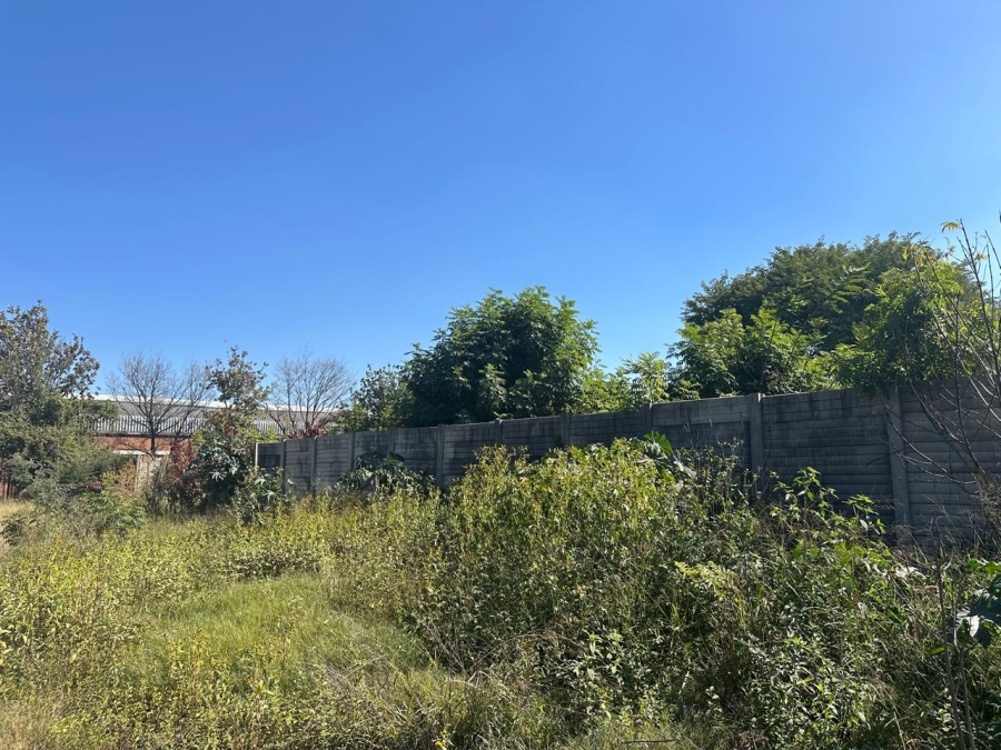 0 Bedroom Property for Sale in Zinniaville North West